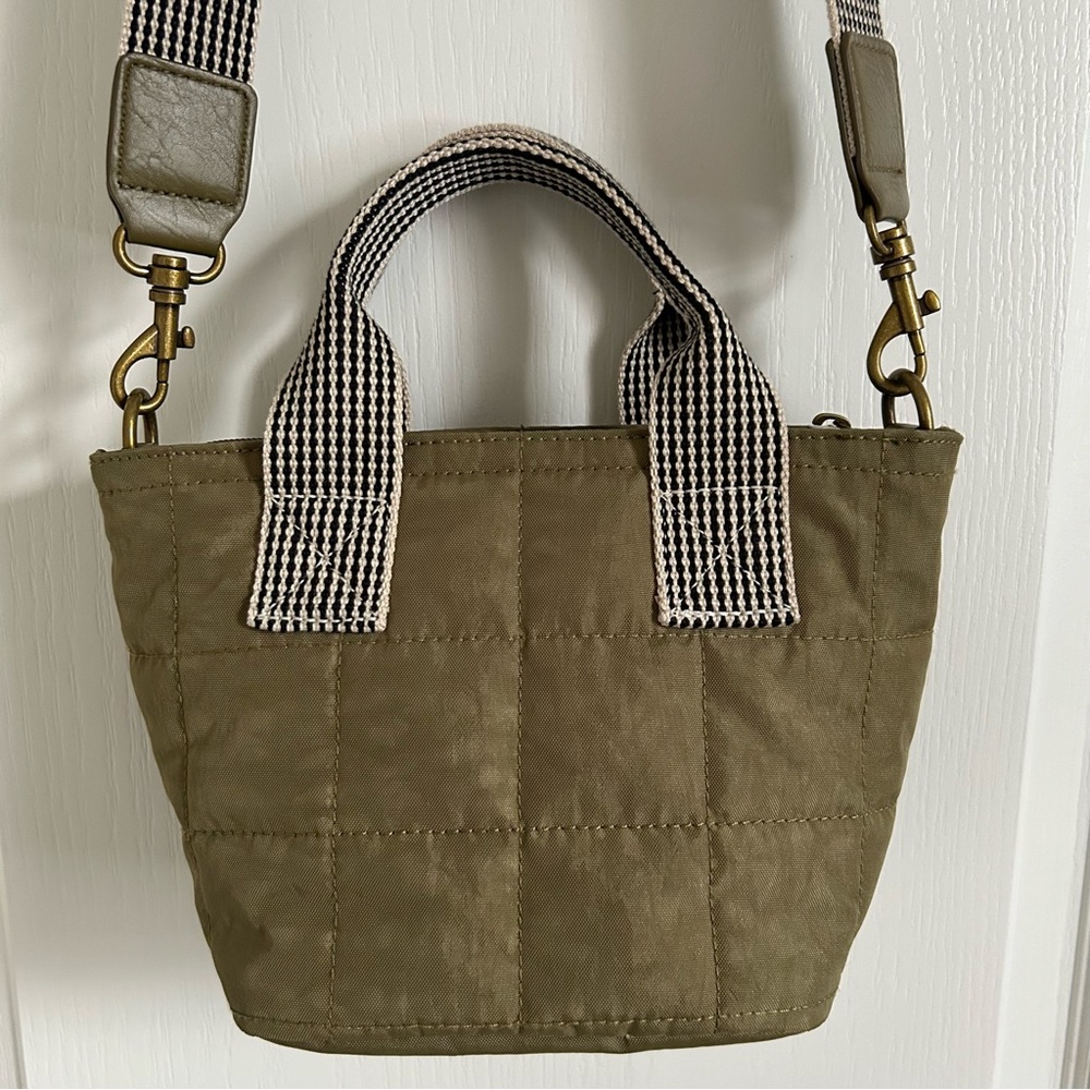 Target Universal Thread Olive Green Tote Bag